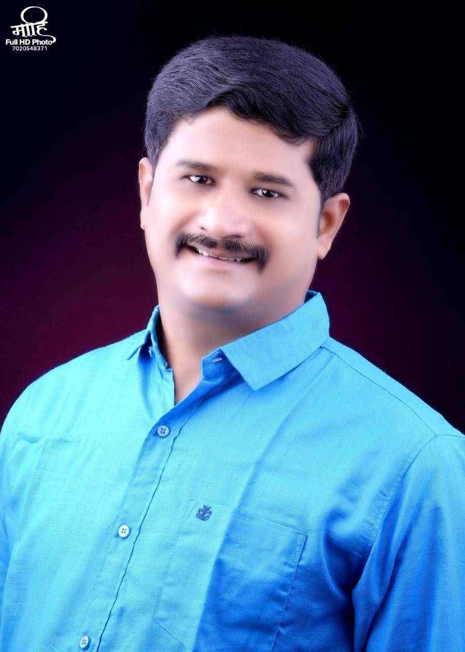 पंढरीत पैशासाठी पोलीसांचा तगादा, विविध गुन्ह्यात अडकवण्याची दिली धमकी, युवकाचा आत्मदहनाचा इशारा...