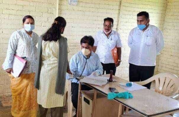 पंढरपूर तालुक्यातील सोनके येथील श्रीनाथ विद्यालयातील 170 विद्यार्थ्यांची आरोग्य तपासणी