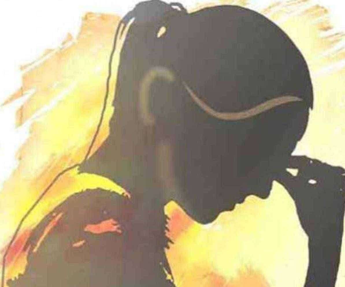 ?️ अमळनेर कट्टा..पोलिसांत तक्रार केली म्हणून महिलेचा विनयभंग..!