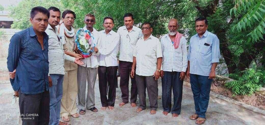 रावेर कॉंग्रेस तर्फे सरपंच मुबारक तडवी यांचा सहह्रदय सत्कार...