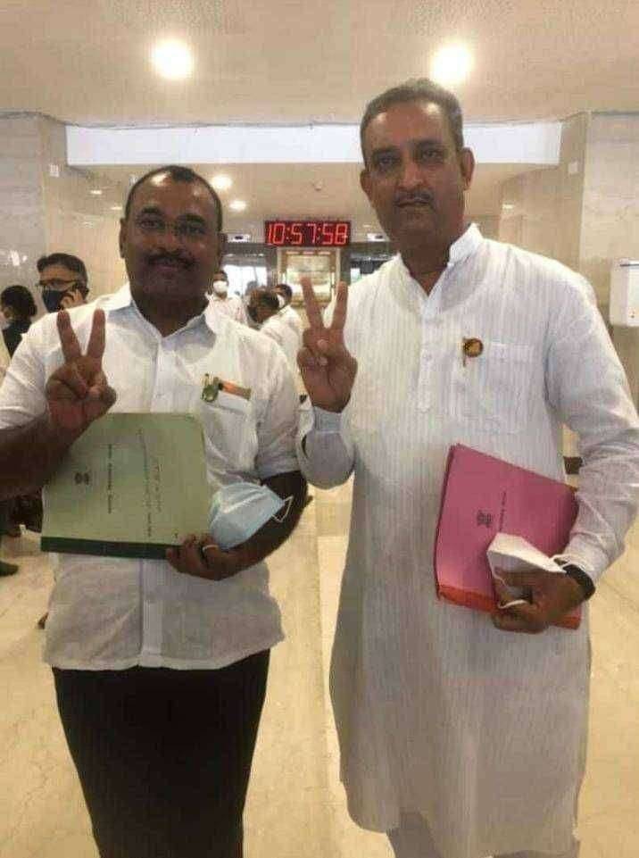 पंढरपूरमध्ये तीन दिवसांची संचारबंदी करावी-विधान परिषद चे आमदार प्रशांत परिचारक व आ. समाधान आवताडे यांची उपमुख्यमंत्री यांच्याकडे मागणी