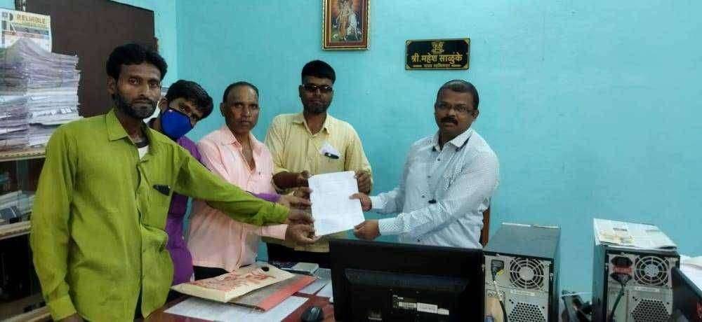 फैजपूर येथे उप कामगार कार्यालय सुरू करण्यासाठी गवंडी कामगार संघटनेचे प्रातांना निवेदन