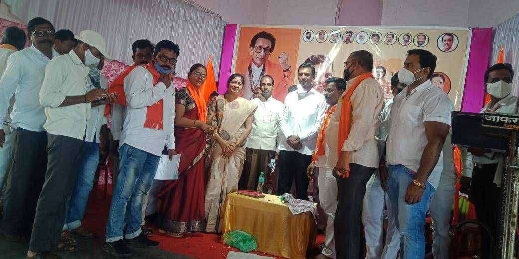 लाडक्या जावयाचे पाथर्डी तालुक्यात जोरदार स्वागत, शिवसंपर्क अभियानांतर्गत ना.शंकरराव गडाख यांची अहमदनगर जिल्ह्यात घौडदौड ?