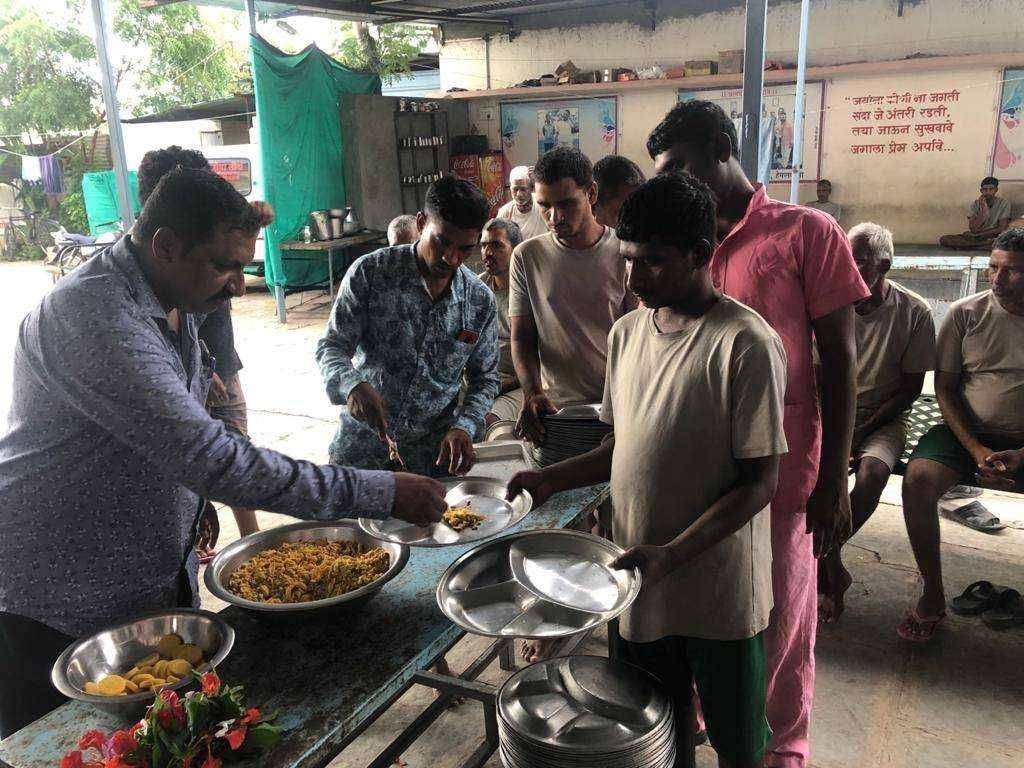 सामाजिक कार्यकर्ते सचिन खंडारे यांचा वाढदिवस विविध सामाजिक उपक्रमांनी साजरा