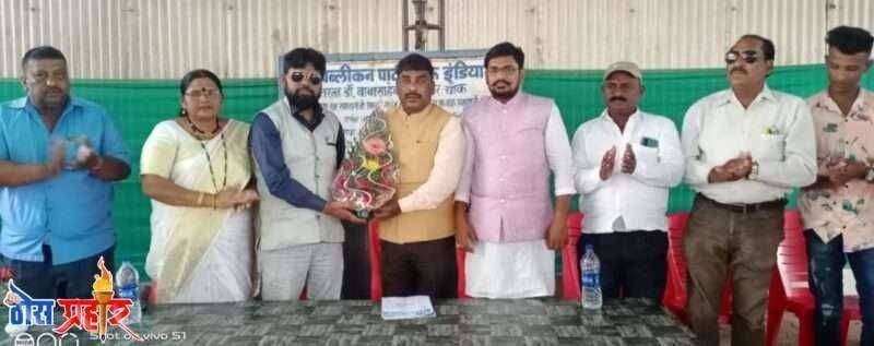 अडचणीत असलेल्या वाहतूकदारांवर हमालीचा अतिरिक्त बोजा मालवाहतूक करतांना लागणाऱ्या हमालीची पूर्ण जबाबदारी संबंधित मालकावर राहणार;नाशिक डिस्ट्रिक्ट ट्रान्सपोर्ट असोसिएशनचा निर्णय