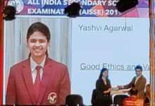 अमळनेरची सुपुत्री कु.यशवी राधेश्याम अग्रवाल हिचे घवघवीत यश