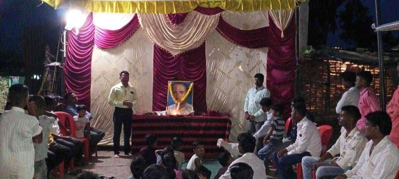 निंभोरा इंदिरा नगर लहुजी क्रांती सेना तर्फे लोकशाहिर आण्णा भाऊ साठे यांना अभिवादन