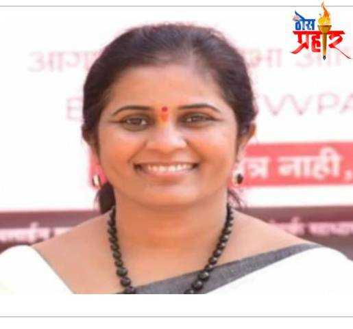 नाशिक जिल्हा परिषद माध्यमिक शिक्षण अधिकारी यांचेवर निलंबनाचीही कुऱ्हा ड???? लाचखोर शिक्षणाधिकारी वैशाली झनकर यांना अखेर अटक ! आठ लाखांच्या लाचप्रकरणात होत्या फरार