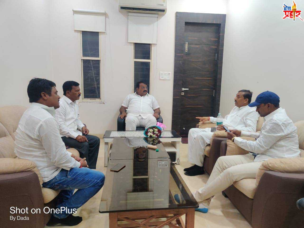 औरागाबाद येथे राष्ट्रवादी पक्षाची व्यापार उद्योग सेलचे प्रदेशाध्यक्ष नागेश दादा फाटे यांची आढावा बैठक संपन्न