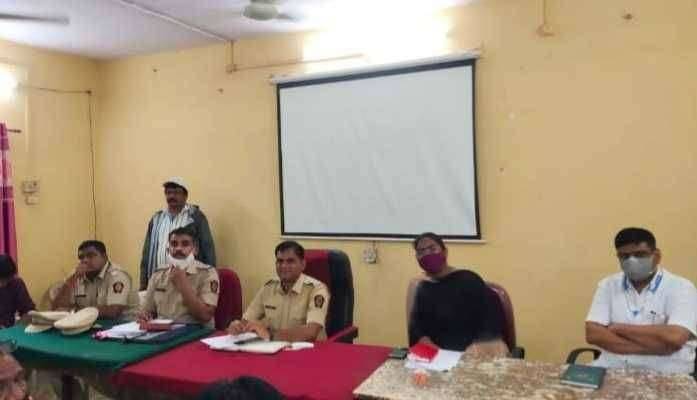 कोरोनाच्या पार्श्वभूमीवर नियमांचे पालन करत सण साजरे करावेत..उपविभागीय अधिकारी राकेश जाधव