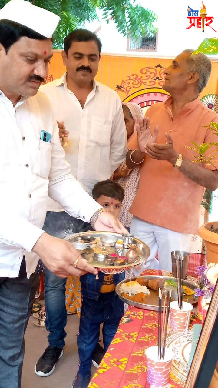 श्रीराम कॉलनी परिसरातील गणपती उत्सव निमित्त महाप्रसादाचा कार्यक्रम