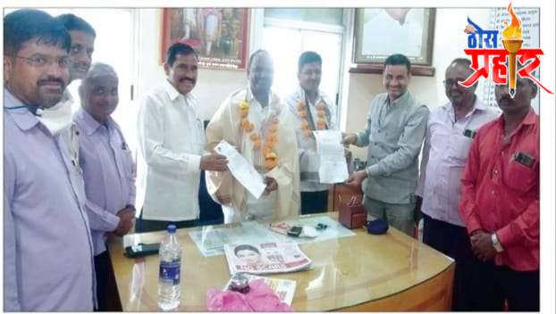 येवल्यात हजारो वर्षांपासून अमावस्येच्या दिवशी बंद असलेला शेत माल विक्री सुरू केलेल्यांचा सत्कार अंधश्रद्धा निर्मूलन समितीचा उपक्रम : सभापती,सचिवांचा समावेश