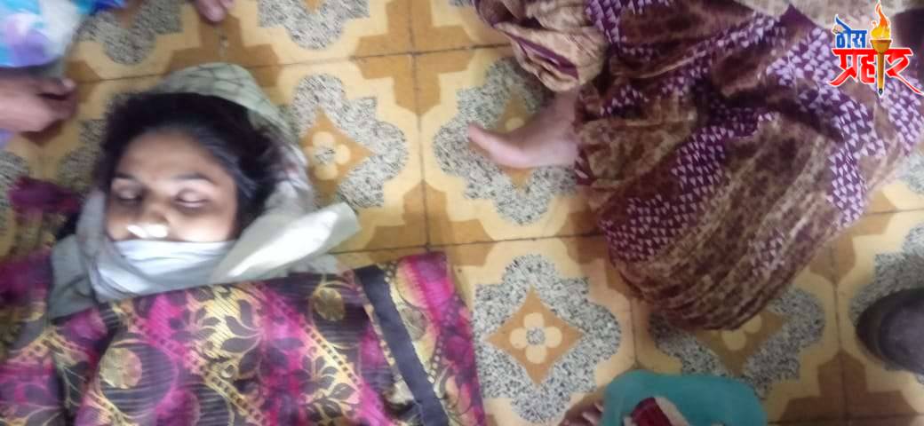 बंगाली फाईल मधील 21 वर्षीय मुली ची फाशी घेऊन आत्महत्या