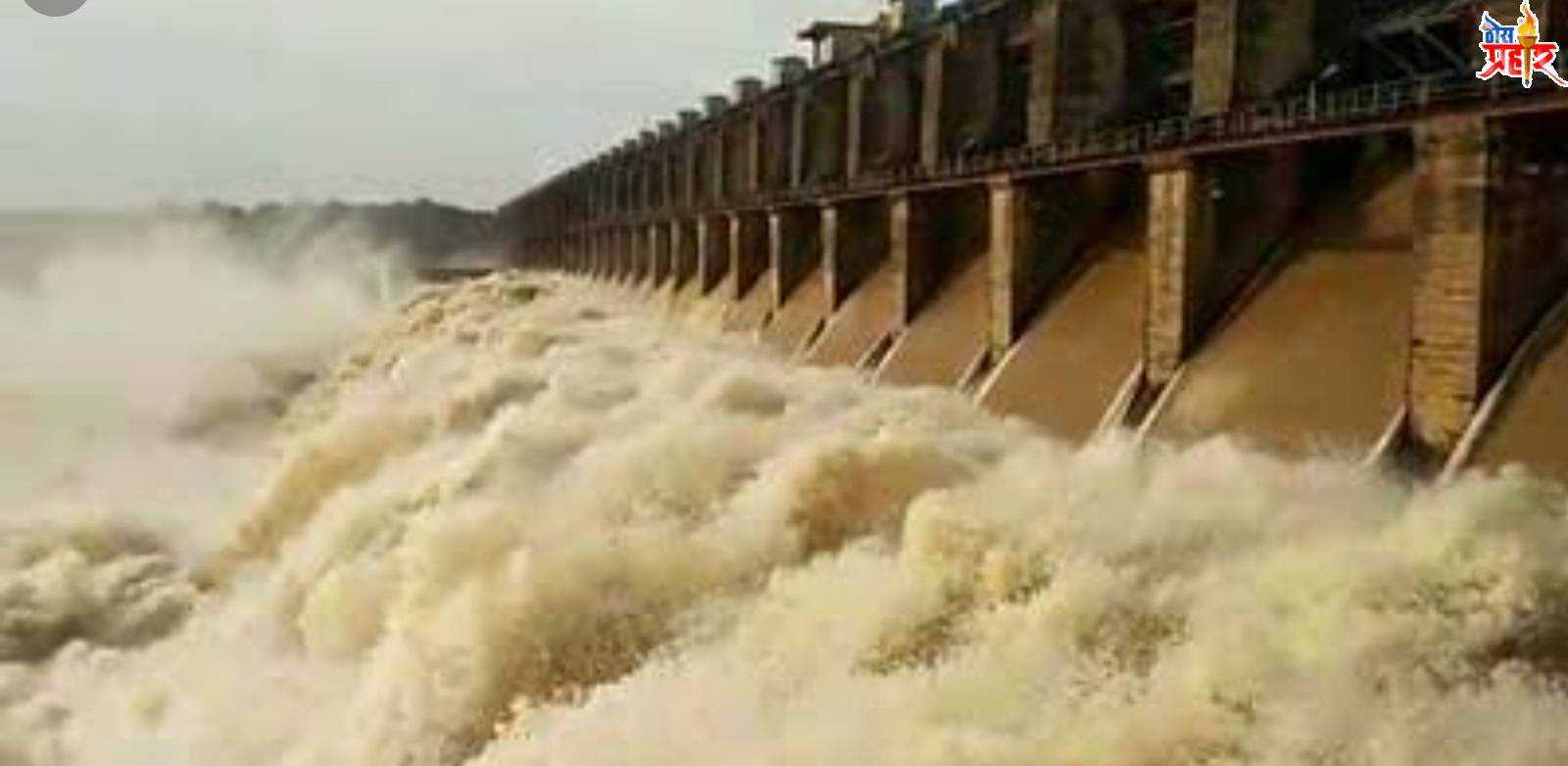 हतनूर धरणातून सायंकाळी 6 वाजेपर्यंत 75 हजार क्युसेक पाणी सोडण्यात येणार...नागरिकांनी सतर्क राहण्याचे जिल्हाधिकारी अभिजीत राऊतांचे आवाह