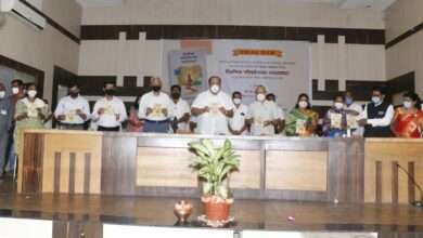 शिवराज्याभिषेक उत्सव समिती आणि स्वामी विवेकानंद समाज विकास संस्था कुरणी यांच्या वतीने शेतकरी दूध उत्पादक आणि शेतमजूर यांना 2कोटी 30लाख रुपयांचा विमा देणार अशी घोषणा संस्थेचे संस्थापक अध्यक्ष तुकाराम पाटील यांनी केली.