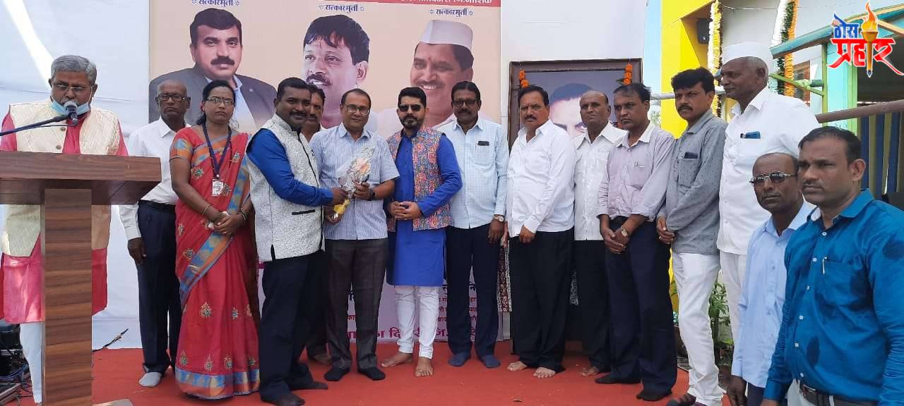 मोहाडी गावचा आदर्श द्राक्ष उत्पादक शेतकऱ्यांनी घ्यावा - : मुंडावरे