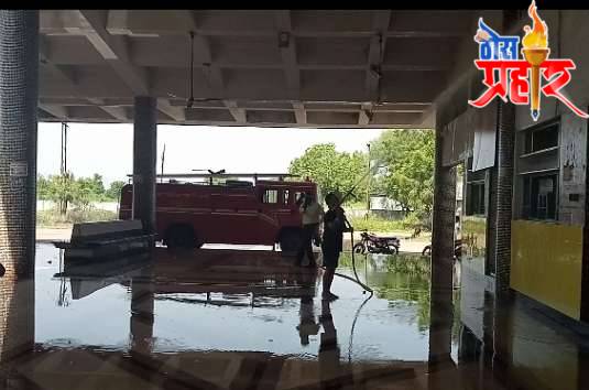 मुख्य उद्देश डावलून सावदा अग्निशामक दलाची गाडीचा इतर कामी केला जात आहे सर्रास उपयोग! - मात्र पालिका प्रशासन याबाबत असंवेदनशील