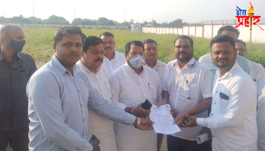 राज्यासह जिल्ह्यातील शेतकऱ्यांना दिवाळीपूर्वी नुकसान भरपाई द्या : ना.वेड्डीट्टीवारांना साकडे