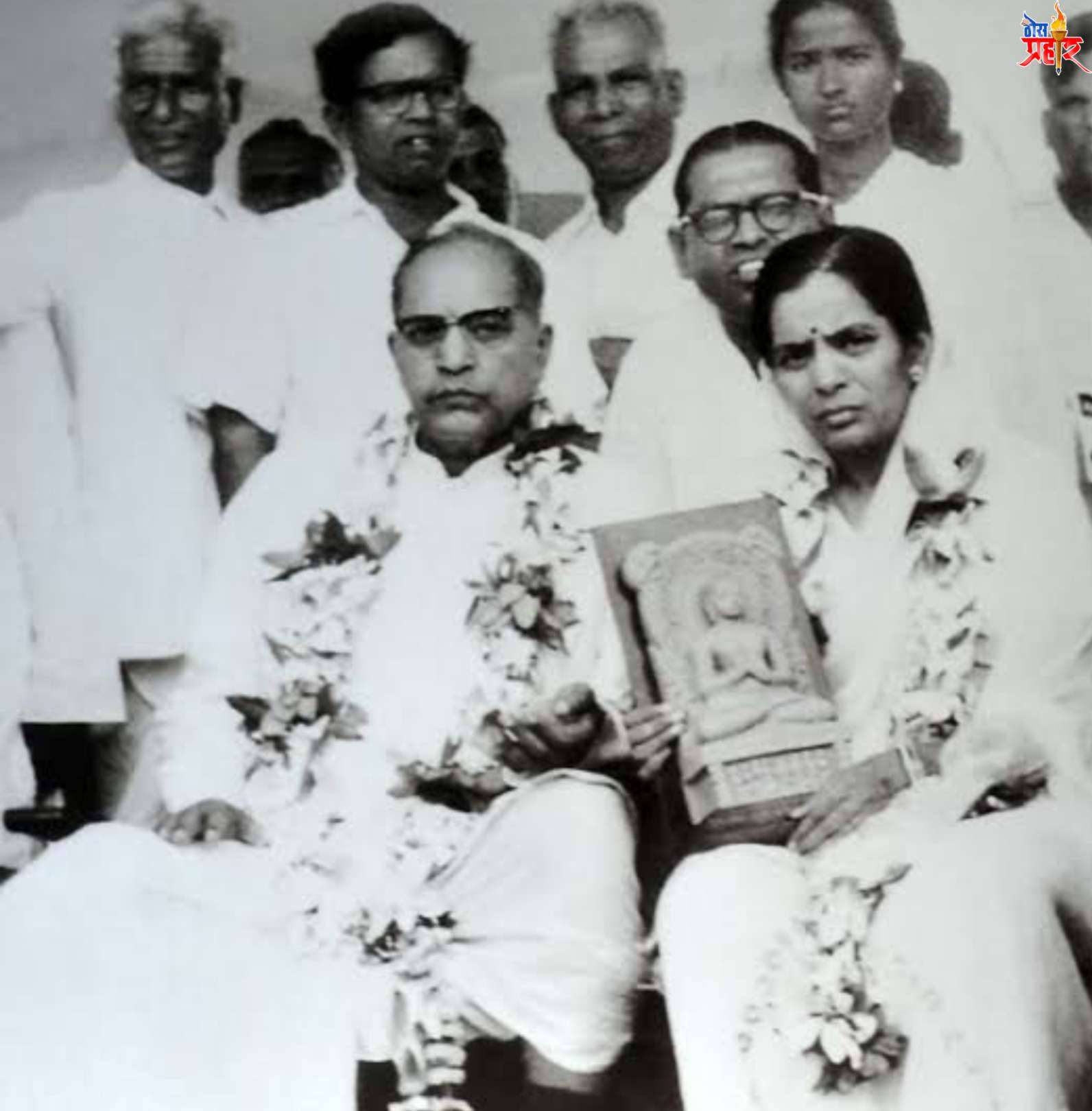 डॉ बाबासाहेब आंबेडकर आणि धर्म परिवर्तन...का निवडला बौद्ध धर्म..!