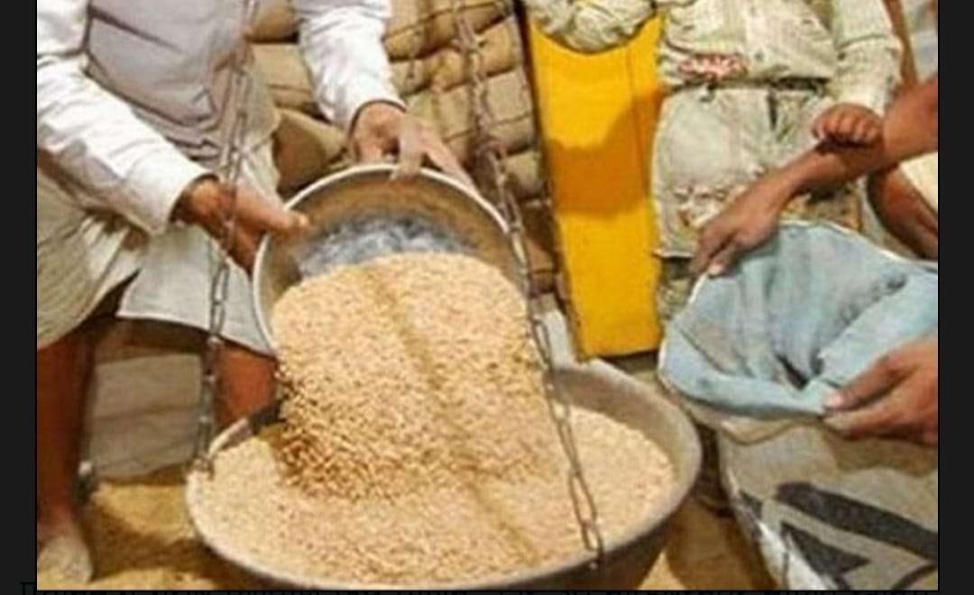 कासेगाव येथील रेशन दुकानदाराचा धंदा जोमात पण वरिष्ठ अधिकारी कोमात