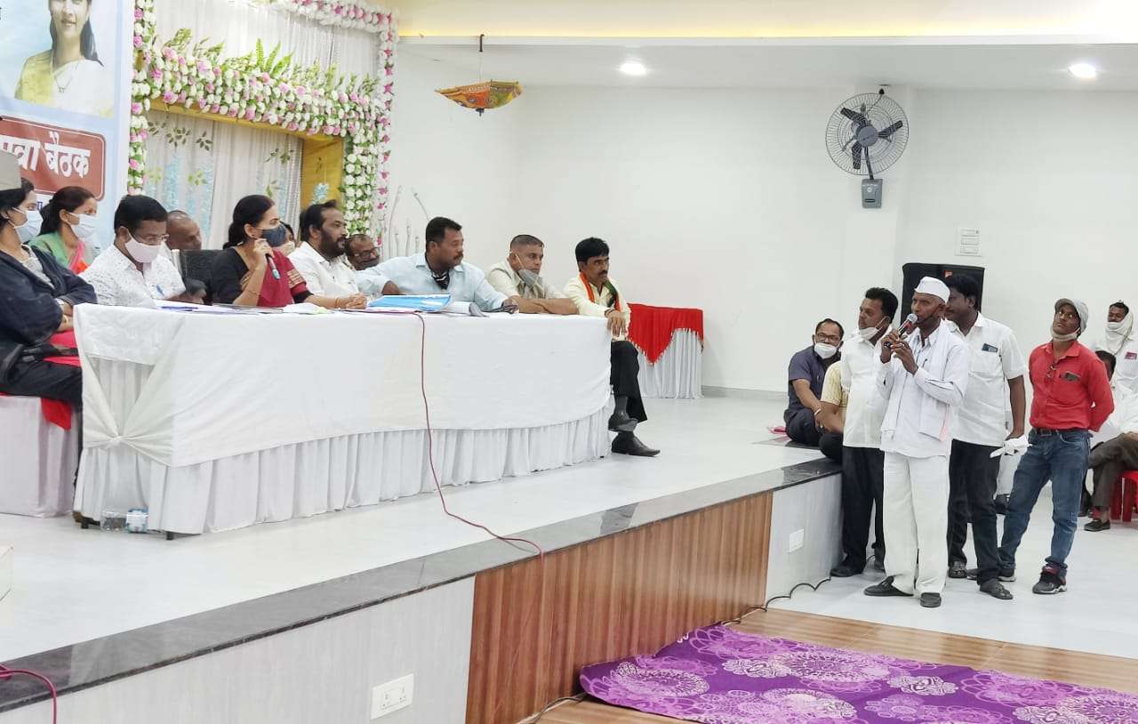 ना.डॉ.भारती पवार यांच्या उपस्थितीत येवला तालुका आढावा बैठक संपन्न