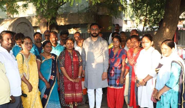 सरकारने नाटकं बंद करावीत आणि ST कर्मचाऱ्यांचे प्रश्न तात्काळ मार्गी लावावेत- श्रीमंत भूषणराजे होळकर