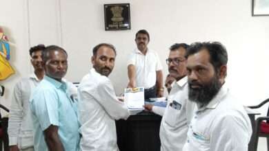 प्रहार अपंग संघटना पारोळा पदाधिकार्यानी दिला 3 डिसेंबर जागतिक अपंग दिवशी उपोषणाला बसण्याचा इशारा