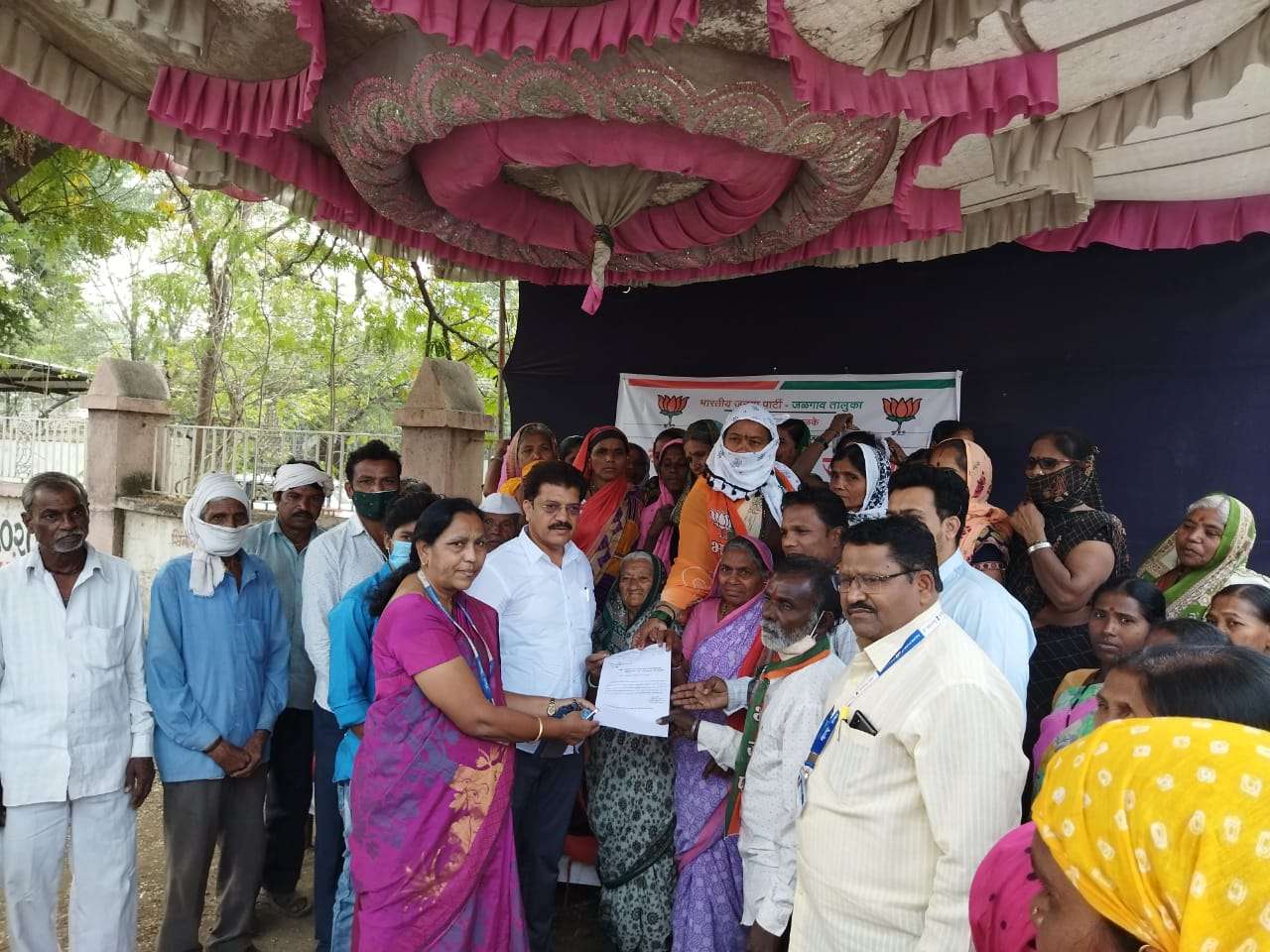 माहविकास आघाडी सरकार सर्व सामान्य जनतेच्या समस्या कधी सोडविणार?