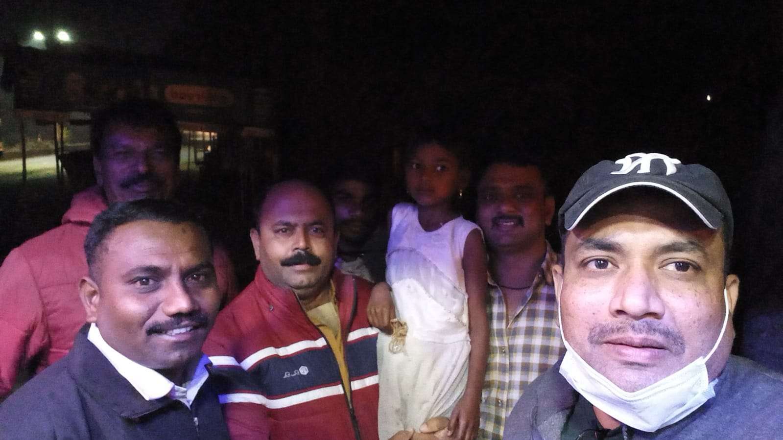 अमळनेर: पोलिसांची सावधानता आणि कार्यतत्परते मुळे 6 वर्षाच्या मुलीचा अपहरण कर्ता अटकेत....एपीआय राकेशसिंग परदेशी आणि टीम चे सर्वत्र कौतुक..!