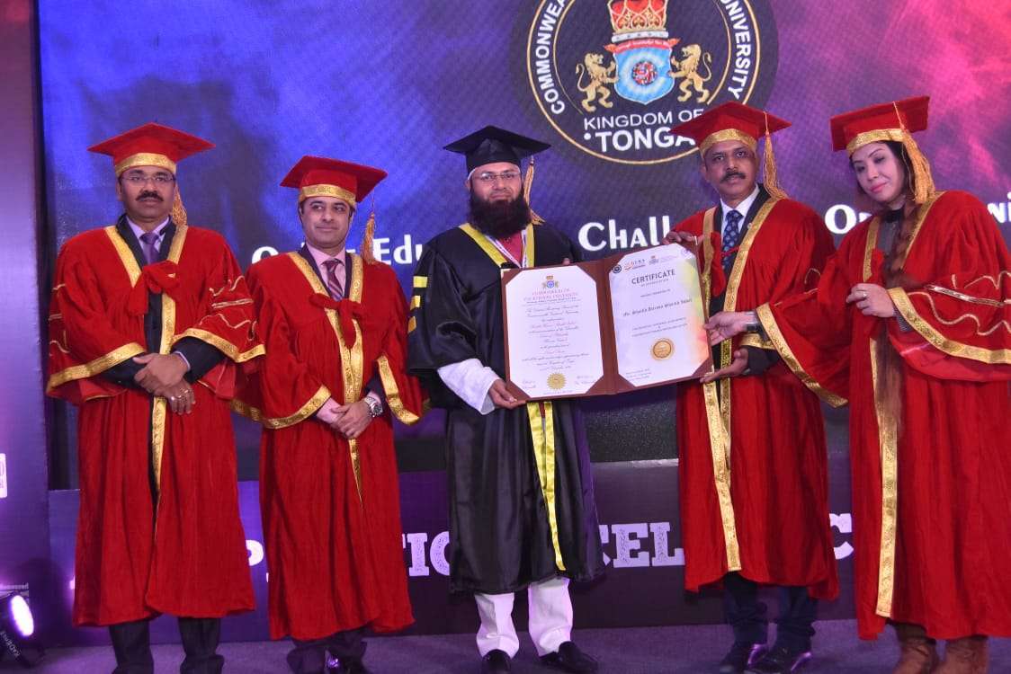 सावद्यातील व्यक्ति विशेष हाजी शेख हारुन यांना दिल्ली येथे डॉक्टरेट पदवीने सन्मानित