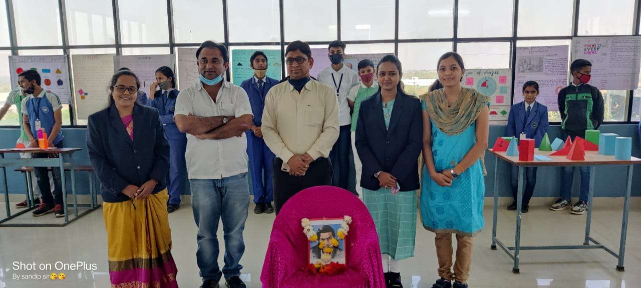 अमळनेर: एड ललिता पाटील इंटरनॅशनल स्कूल अमळनेर येथे गणित दिवस साजरा