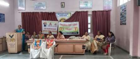 अमळनेर: डि आर कन्या शाळेत उमलती कळी ह्या विषयावर चर्चासत्र संपन्न..