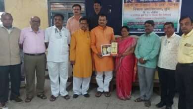 पुरस्काराने कार्य करण्याची प्रेरणा मिळते..प्रा. शरद पाटील..मा.आमदार धुळे