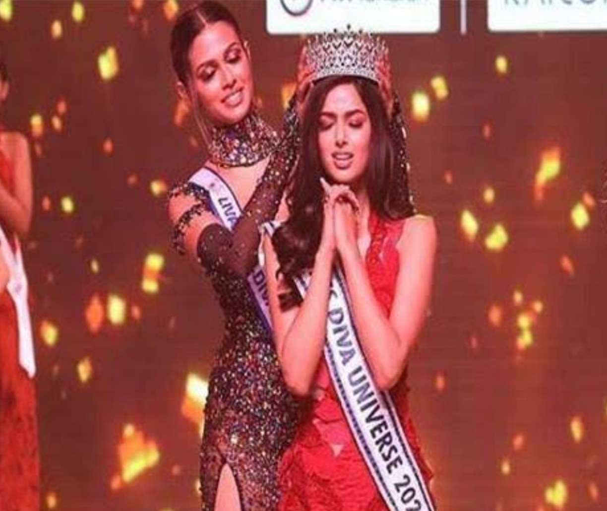 And..! मिस युनिव्हर्स 2021 इज हरनाझ संधू..! तब्बल 21 वर्षांनी भारताच्या शिरपेचात मानाचा तुरा..!