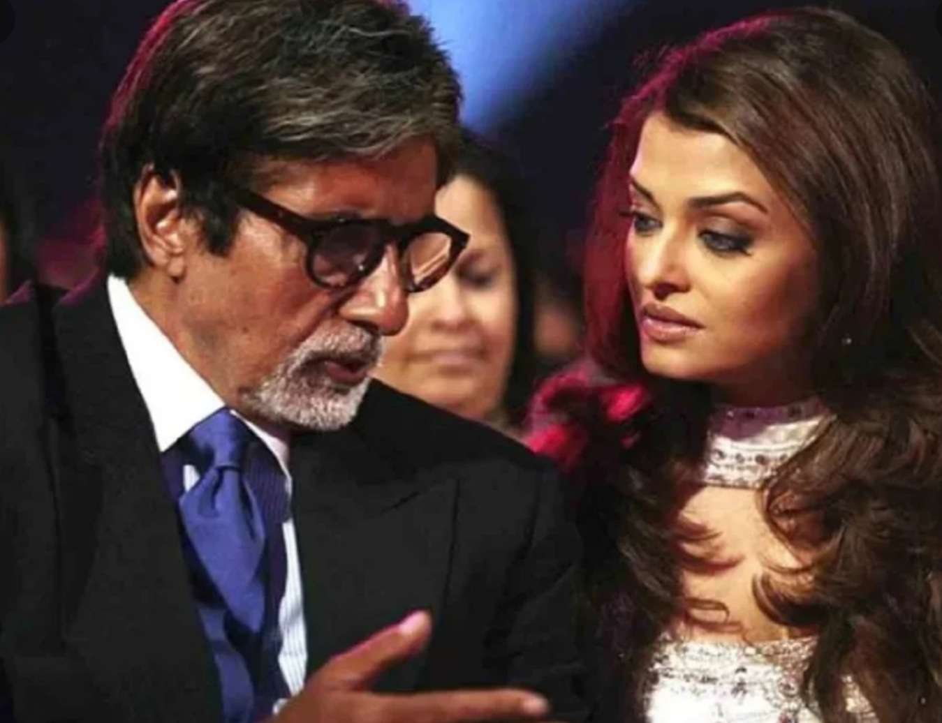 पनामा पेपर्स प्रकरण..!बिग बी आणि ऐश्वर्या ला ईडीची नोटीस..! होणार चौकशी...!