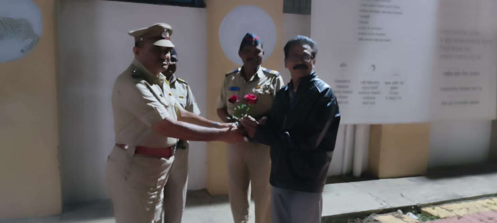 पोलीस अधीक्षक श्री. पी. आर. पाटील यांची नंदुरबार जिल्हा पोलीस दलातील 34 अमंलदारांना नूतन वर्षानिमीत्त पदोन्नतीची भेट