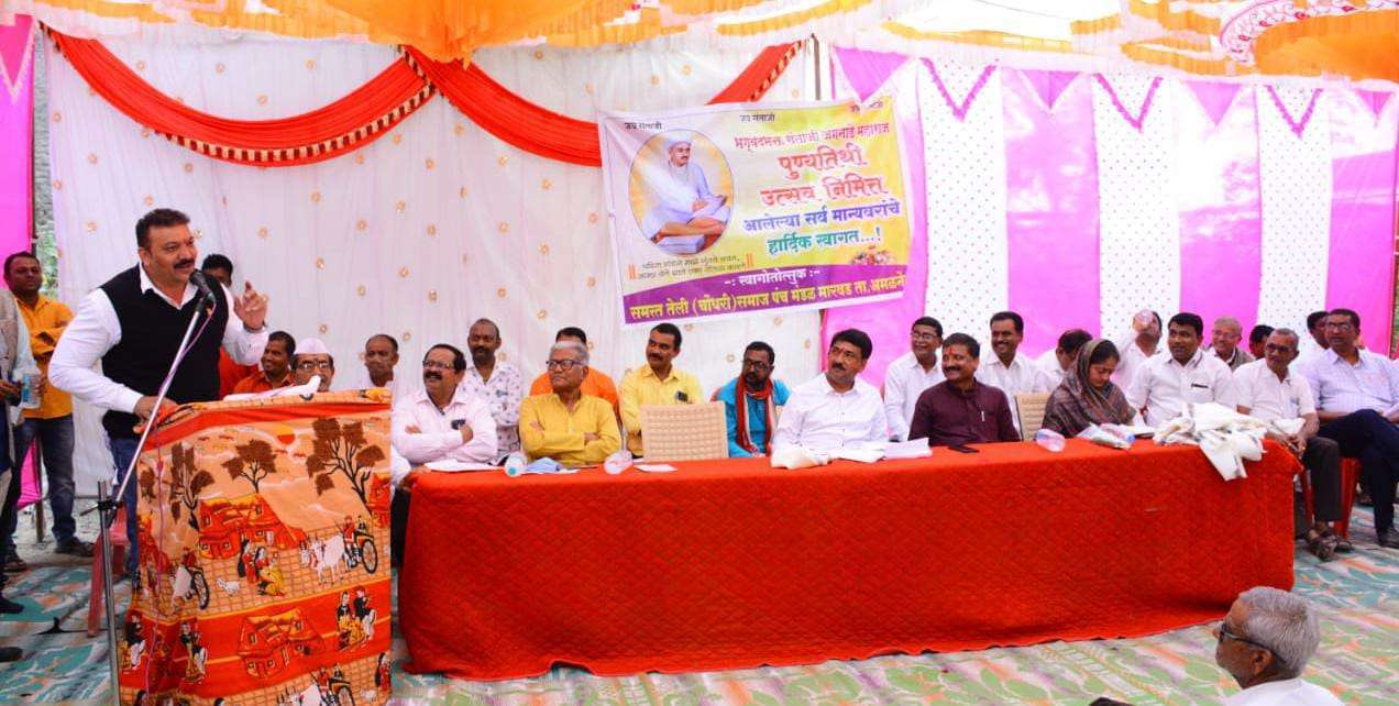 Amalner: माहिती अधिकार व पोलिस पत्रकार संरक्षण सेना जळगांव जिल्हाध्यक्ष पदी नियुक्ती झाल्याबद्दल सोनुभाऊ चौधरी यांचे खासदार व आमदारांच्या हस्ते सत्कार -