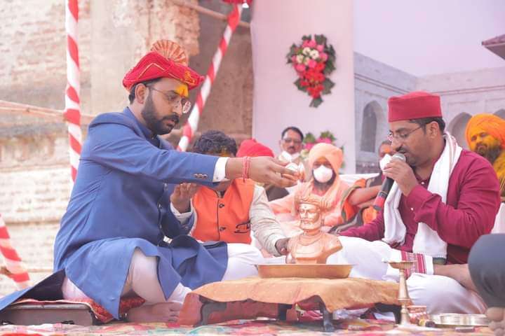 Pune: श्रीमंत महाराजा यशवंतराव होळकर यांचा राज्याभिषेक दिन मोठ्या उत्साहात साजरा