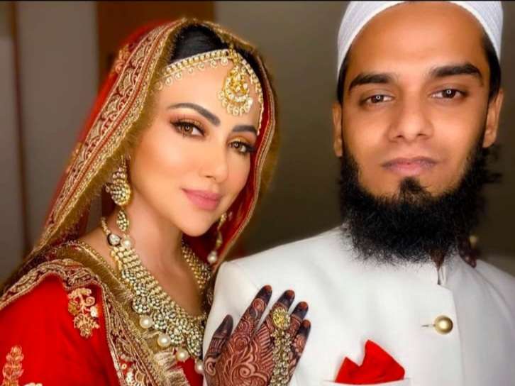 Bollywood: आधी म्हटले दीदी आणि नंतर त्याच्याशीच केले लग्न..!