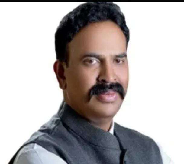 सातारा व सोलापूर जिल्ह्याच्या संपूर्ण विकासासाठी कटीबद्ध; खासदार रणजीतसिंह नाईक निंबाळकर.