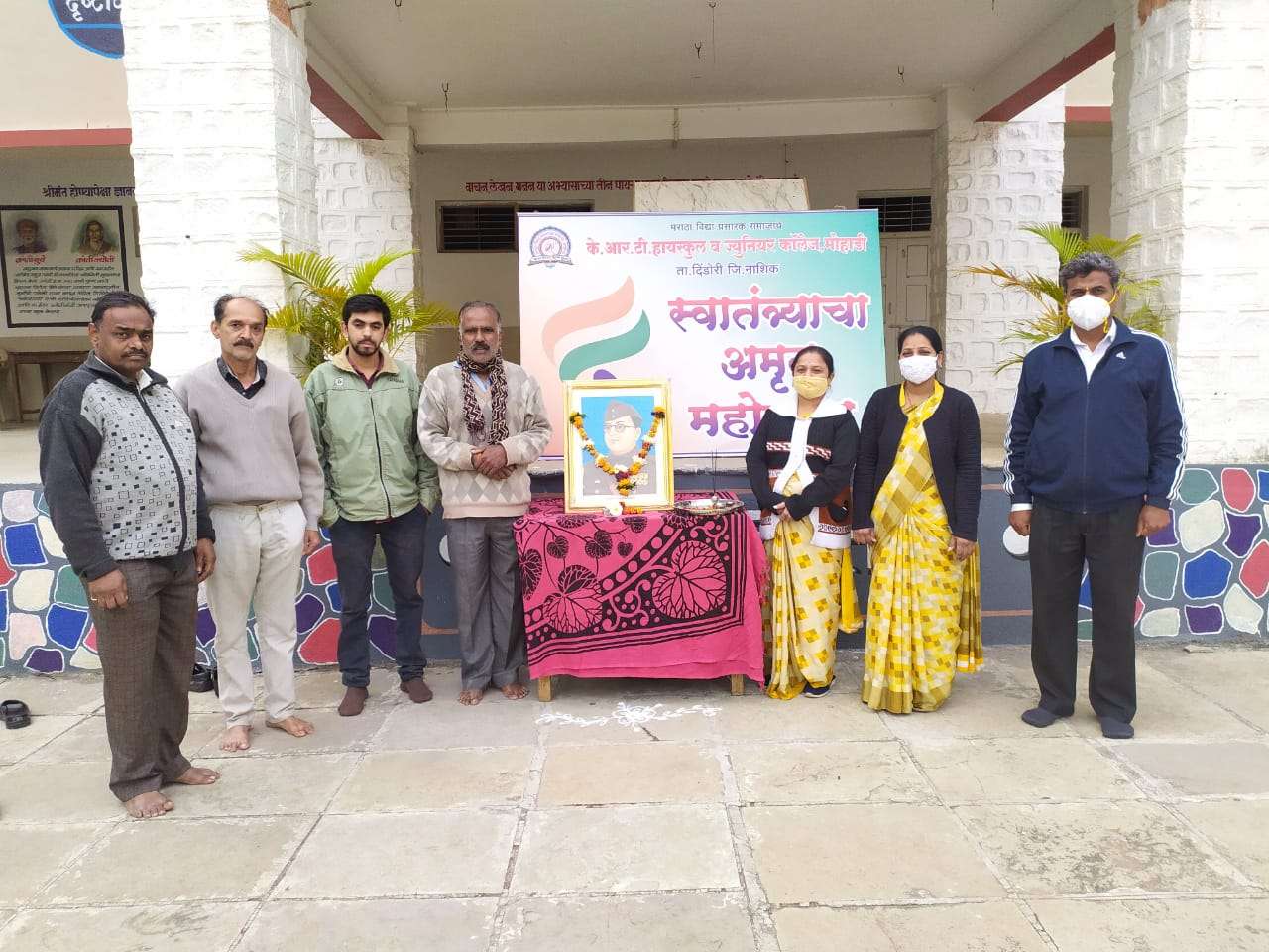 थोरात विद्यालयात नेताजी सुभाषचंद्र बोस यांची जयंती उत्साहात साजरी