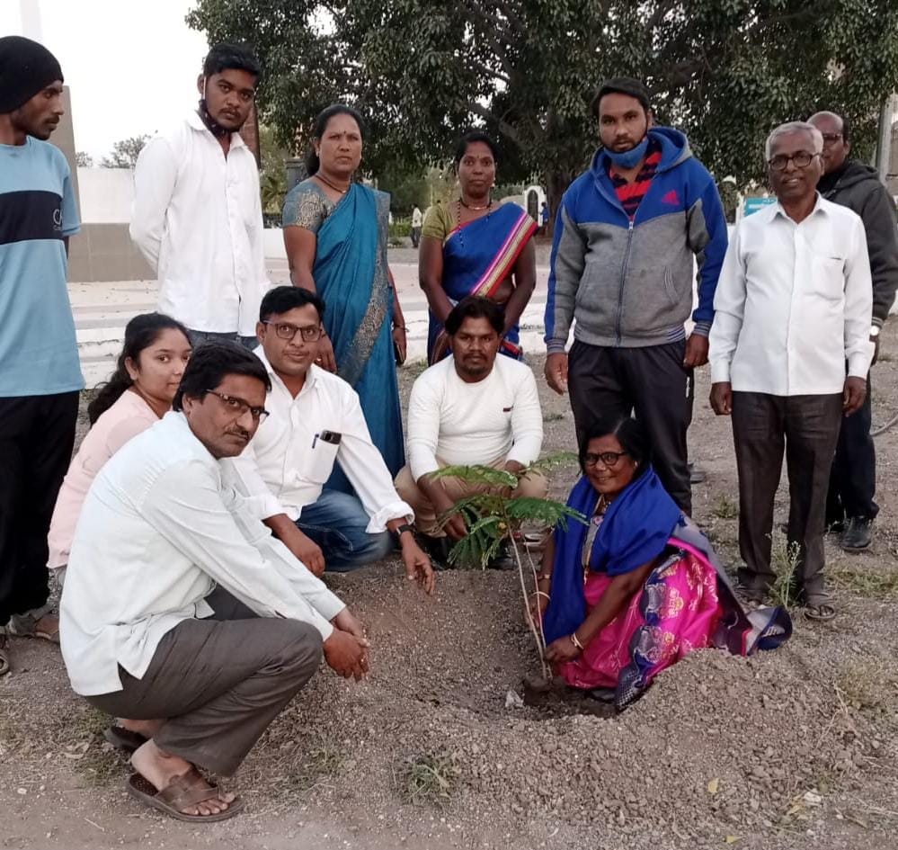 मुक्तीभूमी वाचनालय व अभ्यासिका बहुजन कष्टकरी विद्यार्थ्यांचे ज्ञान केंद्र बनावे : गायिका कडूबाई खरात यांचे प्रतिपादन.