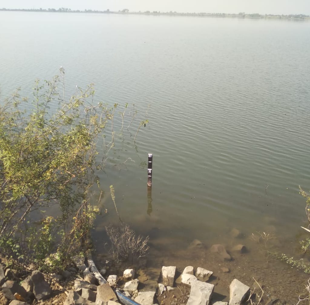 वकीलवस्ती येथे शेटफळ तलावातून उचल पाणी परवाना देण्याच्या निर्णयाविरोधात गुरुवारी धरणे आंदोलन व रास्ता रोको