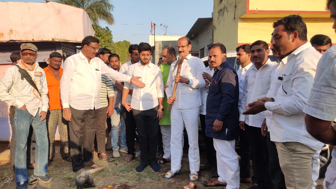 श्री भवानीशंकर मंदिर, परंडा येथील मंदिर परिसरातील सभागृहाचे भुमीपुजन..