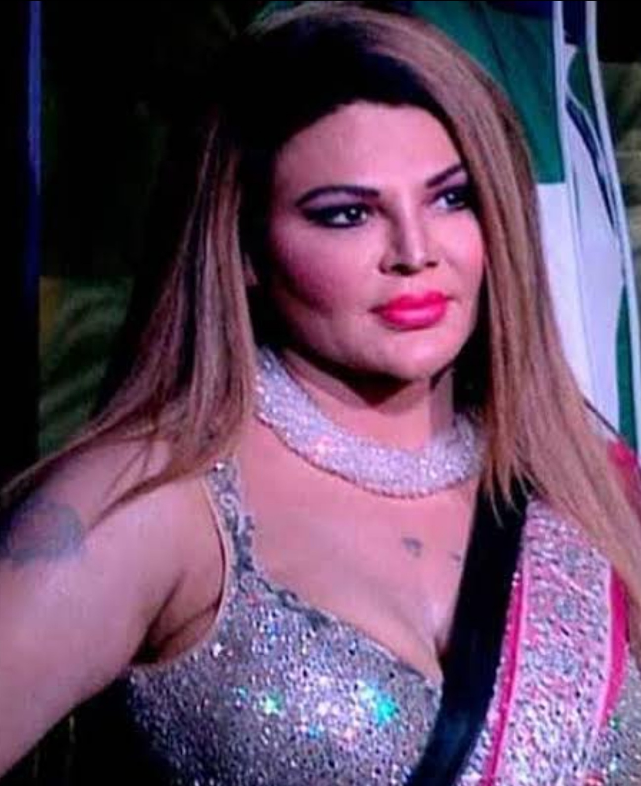 Bollywood: ड्रामा क्वीन राखी सावंत करणार क्रिकेटर शी लग्न..!