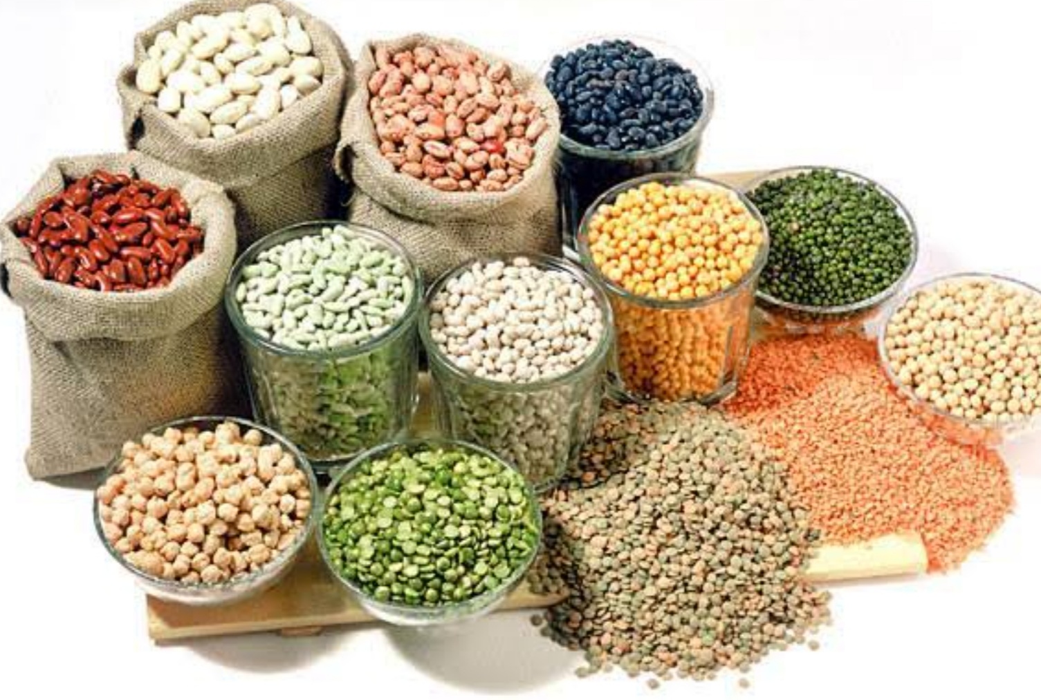 Amalner:शेतकी संघात भरड धान्य विक्री केली पण शेतकरी पैश्यांपासून वंचित..!