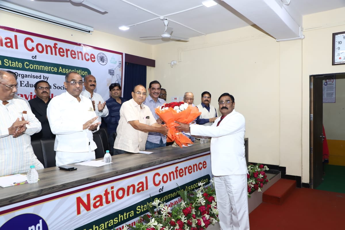 स्व. मधुकरराव चौधरी यांनी शिक्षण क्षेत्राला दिशा देण्याचे कार्य केले आहे: शरददादा महाजन