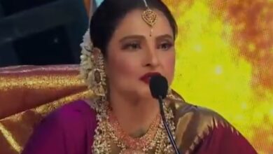 Bollywood: लग्न झालेल्या पुरुषासोबत प्रेमाबद्दलचा अनुभव मला विचारा..अस म्हणत अभिनेत्री रेखाने जीभ चावली...!पहा व्हिडीओ...