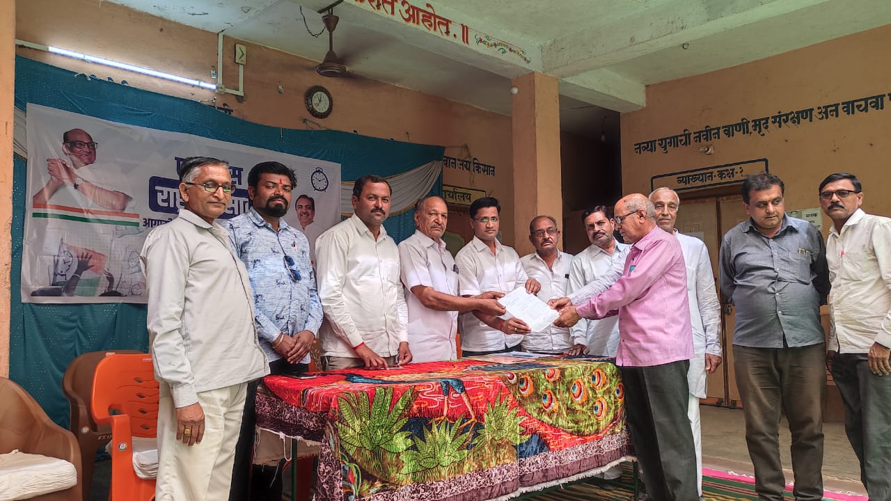 निंभोरा येथे राष्ट्रवादीतर्फे समस्या जाणून घेण्यासाठी कार्यक्रमाचे आयोजन, शेतकरी,ज्येष्ठ नागरिक,युवकांचा चांगला प्रतिसाद.