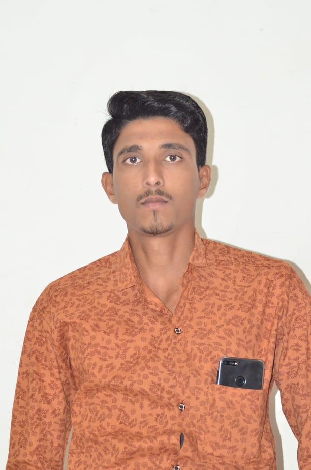 उर्दु शाळेवर शिक्षण तज्ञ पदी सादिक पिंजारी यांची निवड.